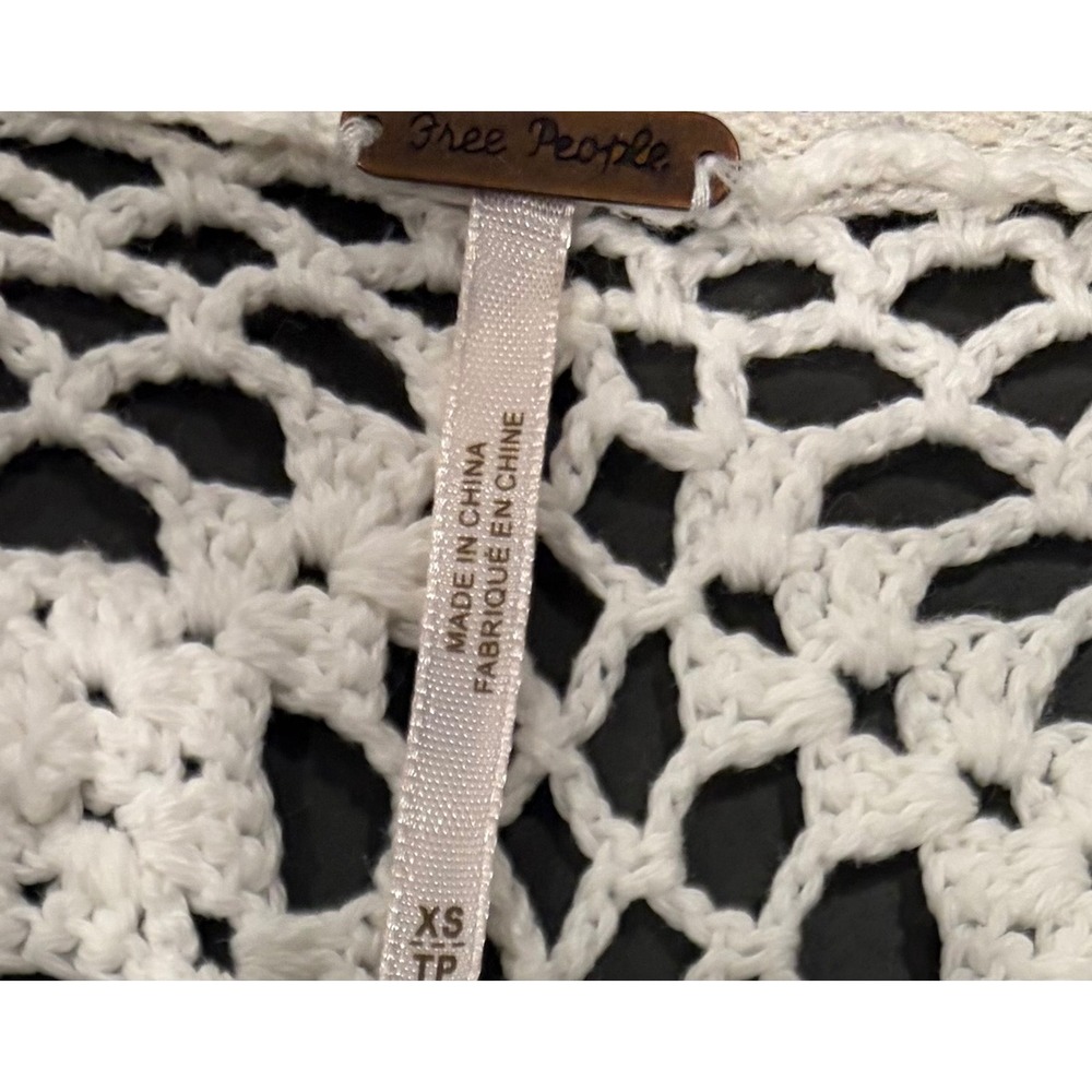 Free People Crochet Lace Yoke Sweater Womens XS Cream Ivory Boho Long Sleeve Top - Picture 3 of 5